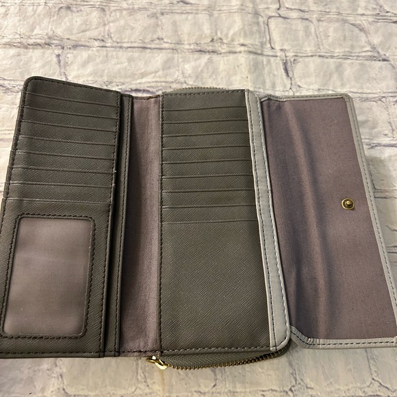 FOSSIL GREY COWHIDE PEBBLE GRAIN WALLET MANY CARD SLOTS ZIP BACK SNAP FRONT - Picture 6 of 9